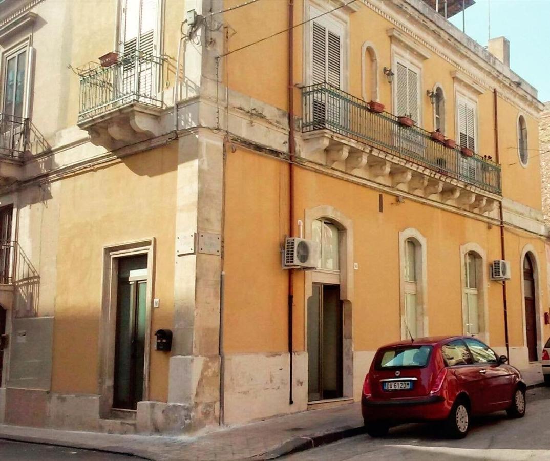 La Piccola Casa Di Angela Villa Syracuse Exterior photo